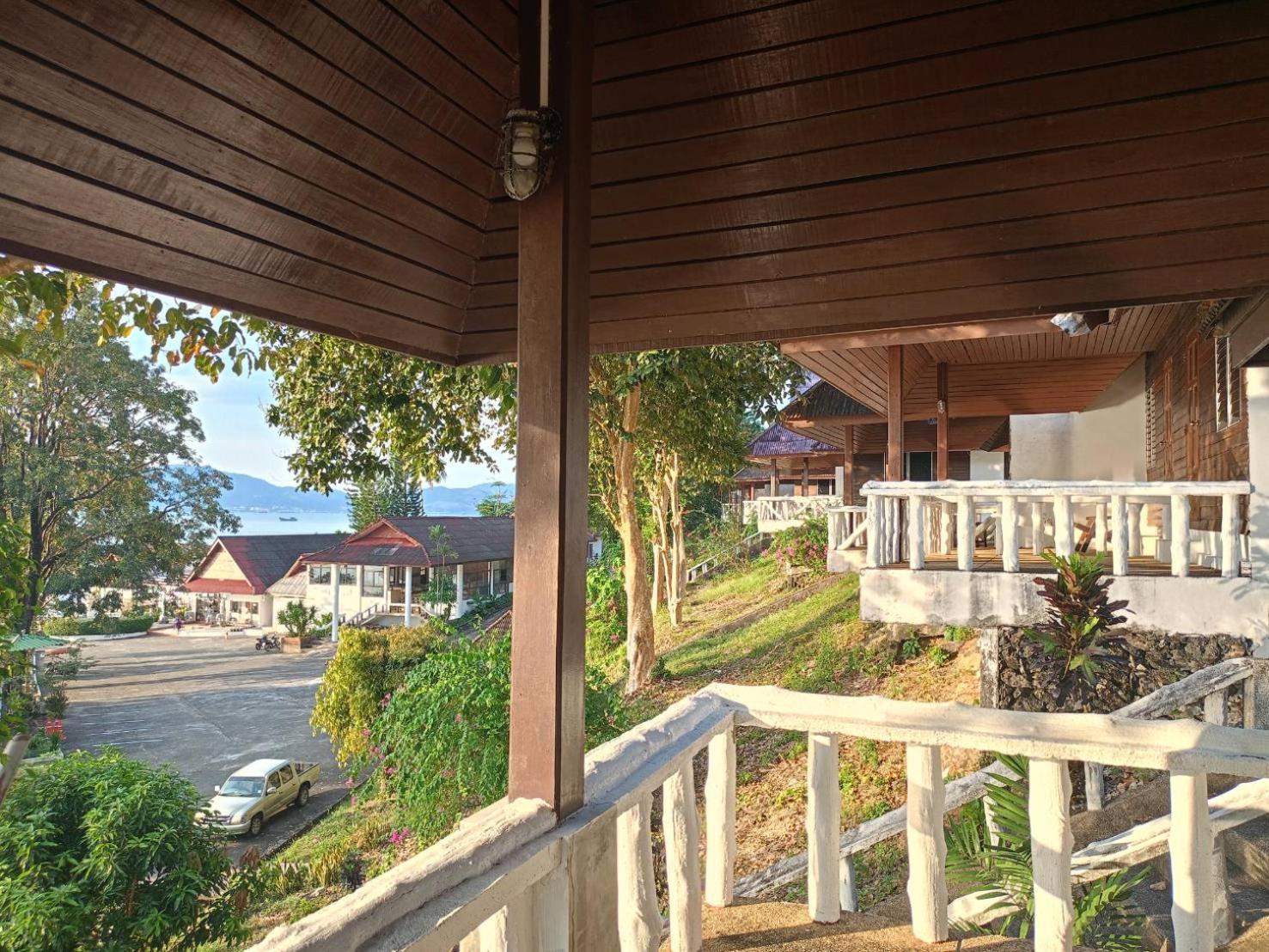 Jansom Beach Resort Ranong Exterior foto