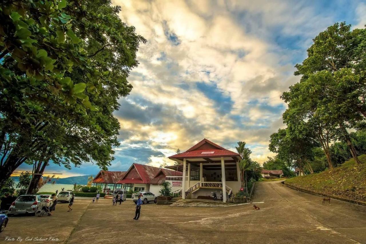 Jansom Beach Resort Ranong Exterior foto
