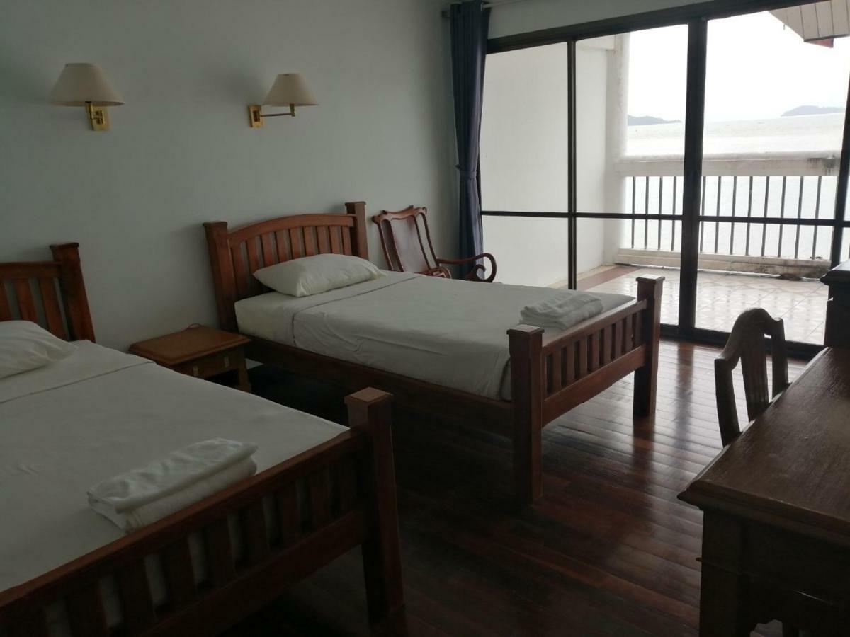 Jansom Beach Resort Ranong Exterior foto